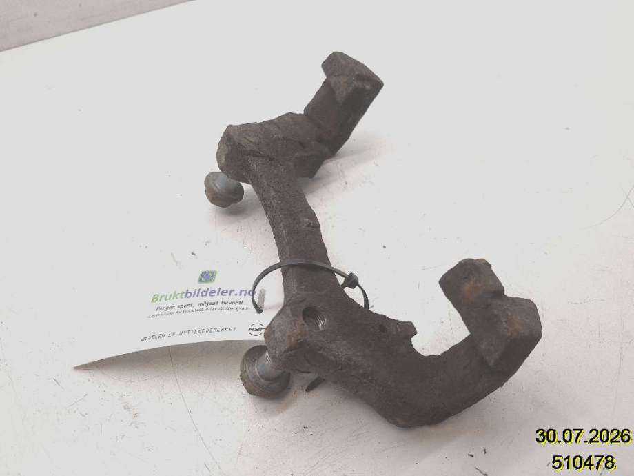 Bremsecaliper brakett til VW Transporter / Caravelle, 2009-2015 (Fase 2) (T5) (T5) (VOLKSWAGEN|7E0 615 125)