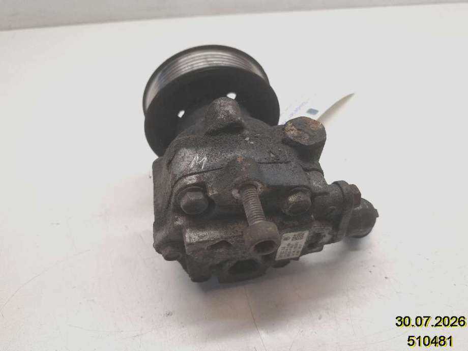 Servo pumpe mekanisk til VW Transporter / Caravelle 2009-2015 (Fase 2) (T5) (T5) (VOLKSWAGEN|7E0 422 154 E|97015357|)