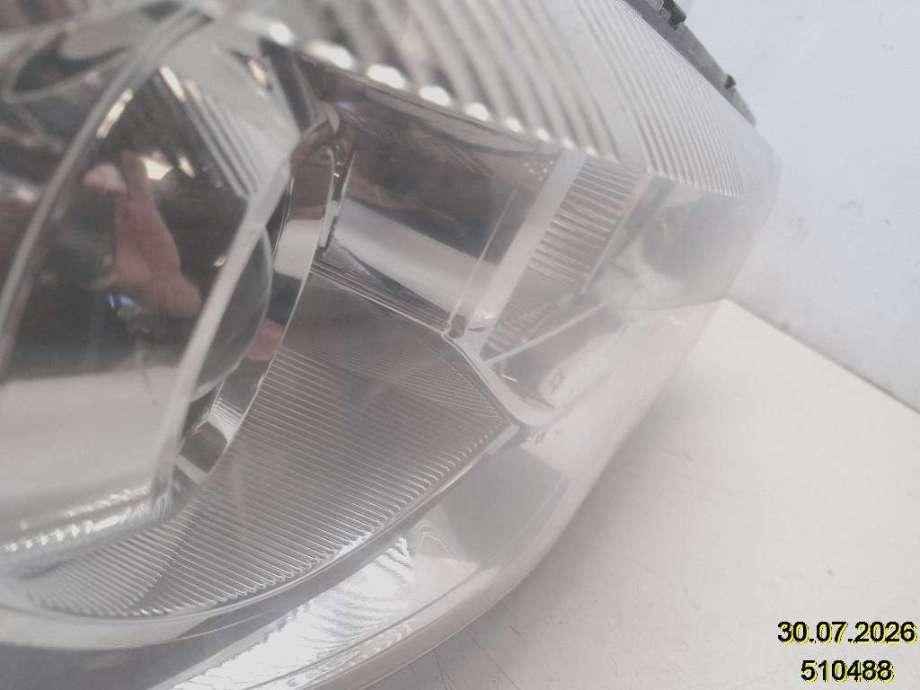 Frontlykt høyre halogen til Mitsubishi ASX 2010-2019 (MITSUBISHI|8301B588|)