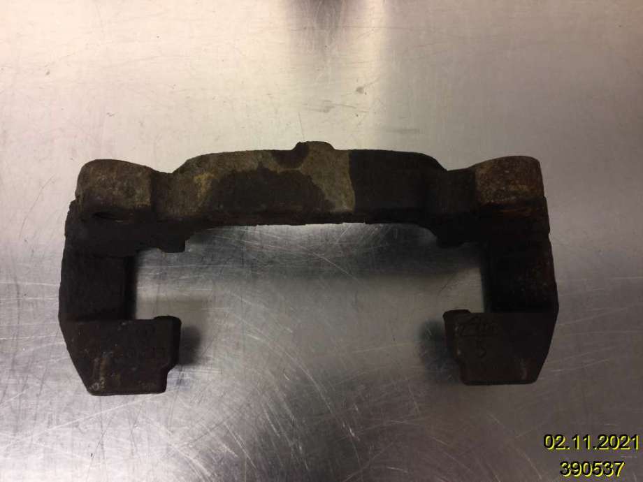 Bremsecaliper brakett til Škoda Superb 2008-2015 (Type II)  (SKODA|1K0 615 125 D|)
