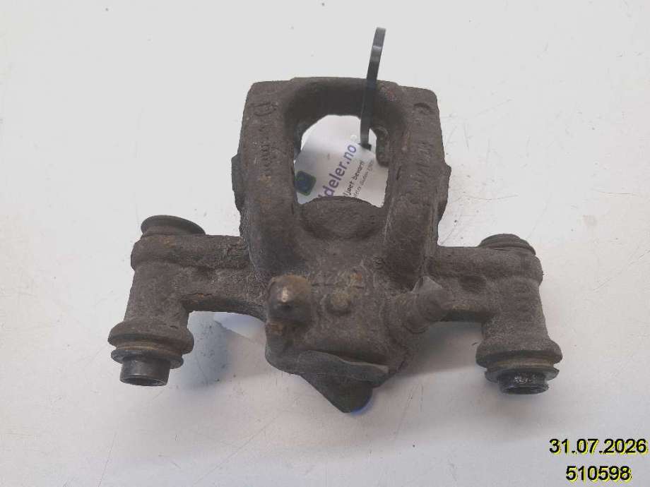 Bremsecaliper venstre bak til Mercedes Vito 2014-->> (W447) (W447) (MERCEDES|A 447 420 06 83|)