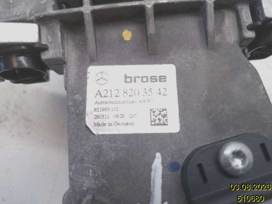 Baklukeåpner motor til Mercedes E-Klasse 2009-2013 (Fase 1) (W212) (W212) (MERCEDES|A 212 820 35 42|921983-102|)