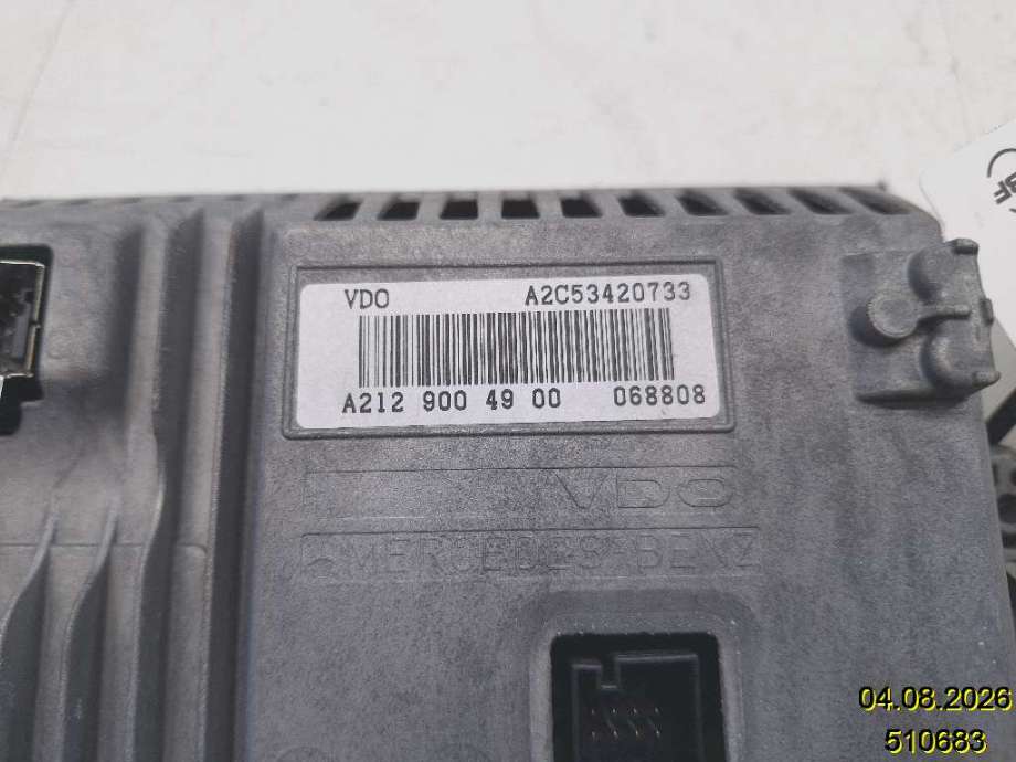 Instrument kjørecomputer til Mercedes E-Klasse 2009-2013 (Fase 1) (W212) (W212) (MERCEDES|A 212 900 49 00|A2C53420733|)