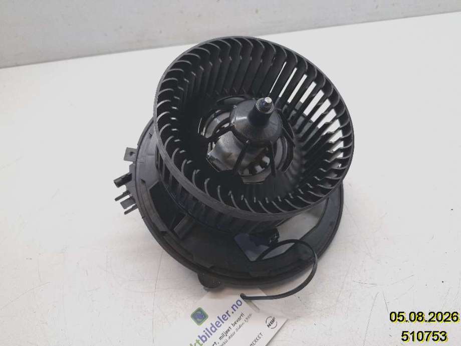 Varmeapparat motor til VW Tiguan 2016-2020 (Type II, Fase 1) (VOLKSWAGEN|5WB 819 021 A|T72367C|)