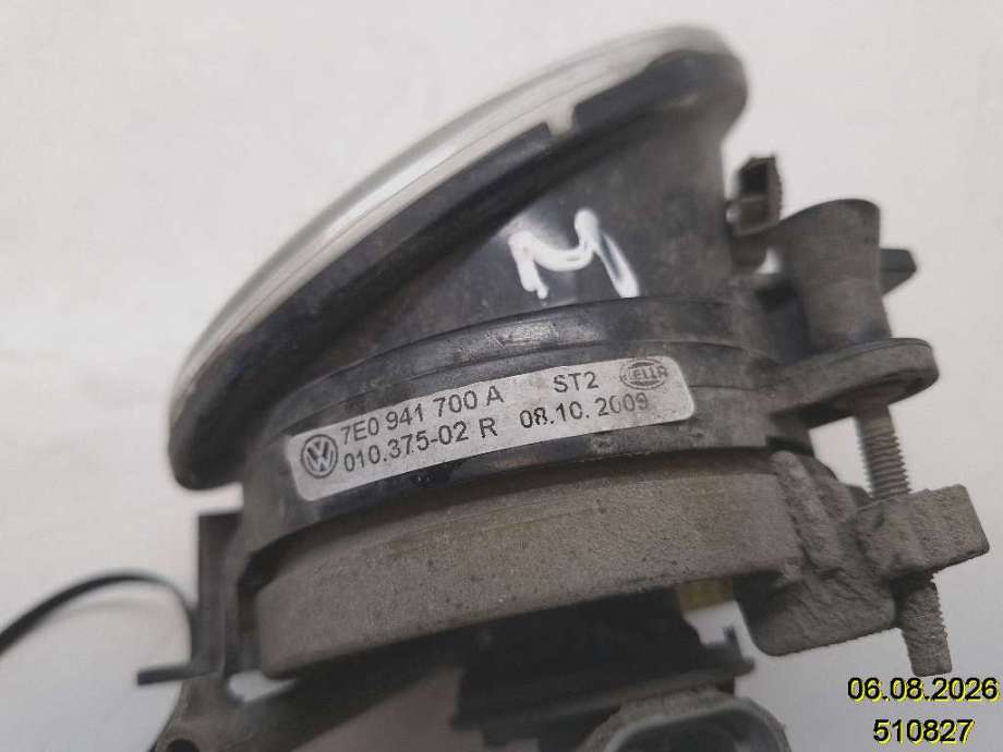 Tåkelykt høyre foran til VW Transporter / Caravelle 2009-2015 (Fase 2) (T5) (T5) (VOLKSWAGEN|7E0 941 700 A|010.375-02|)