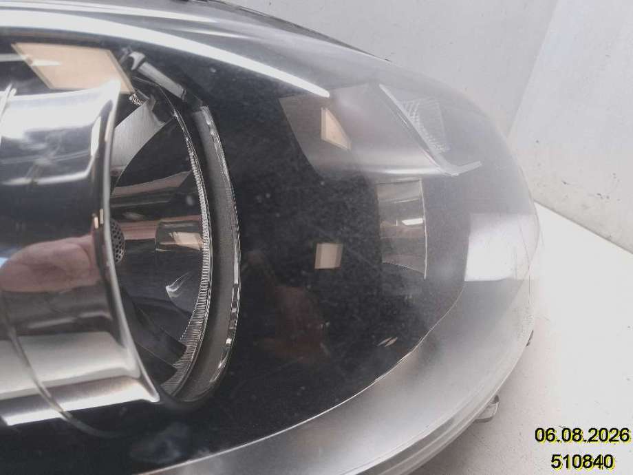 Frontlykt høyre halogen til VW Transporter / Caravelle 2009-2015 (Fase 2) (T5) (T5) (VOLKSWAGEN|7E1 941 016 C|0 301 253 202 00|)