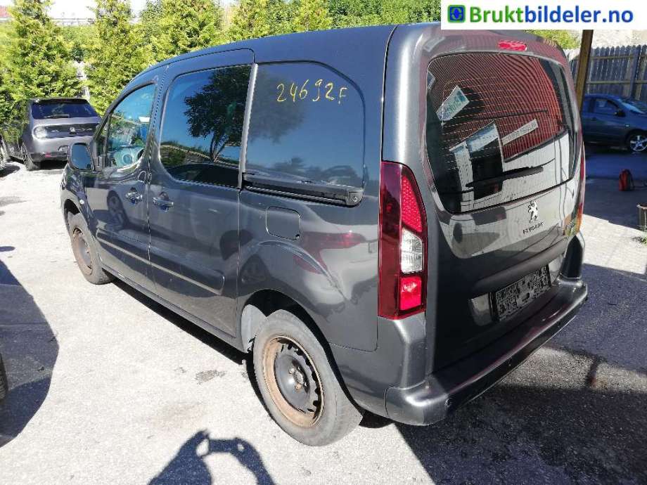 Bakluke til Peugeot Partner, 2015-2019 (Type II, Fase 2) (PEUGEOT|)