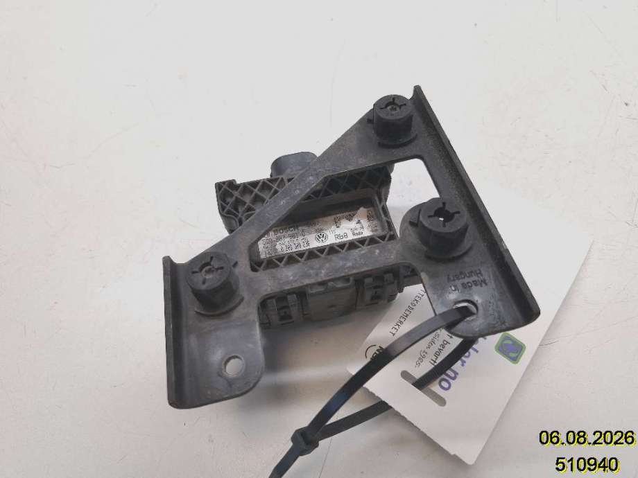 Sensor radar til VW e-Golf 2014-2017 (Fase 1)  (VOLKSWAGEN|5Q0 907 561 D|0 203 300 238|)