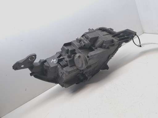 Frontlykt venstre halogen til Peugeot 208 2019-->> (Type II)  (PEUGEOT|98 330 363 80|90200109|)