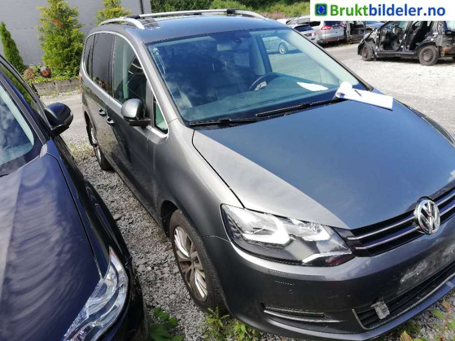 Dør høyre foran til VW Sharan, 2010-->> (Type II)  (VOLKSWAGEN|)