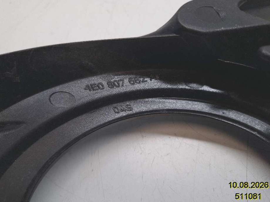 Frontlyktehus til Audi A8 2003-2010 (Type II)  (AUDI|4E0 807 682 AC|)