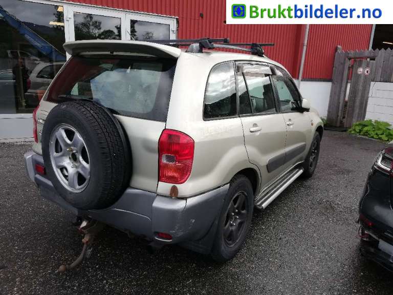 Dør høyre bak til Toyota RAV4, 2000-2006 (Type II) (TOYOTA|)