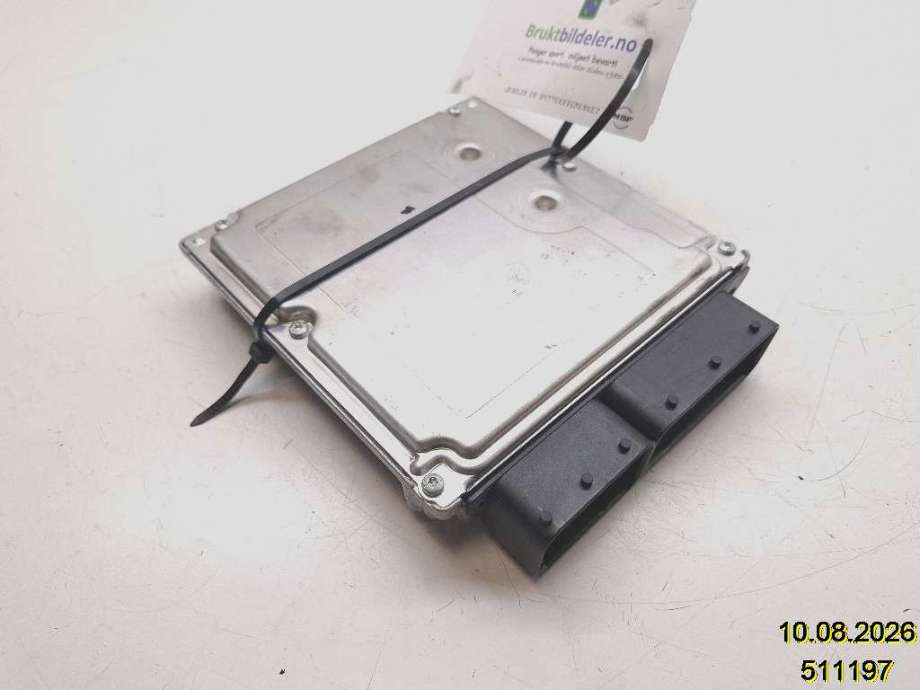 Styreenhet motor til BMW X3 2003-2006 (Fase 1) (E83) (E83) (BMW|7 801 216-02|0 281 013 050|)