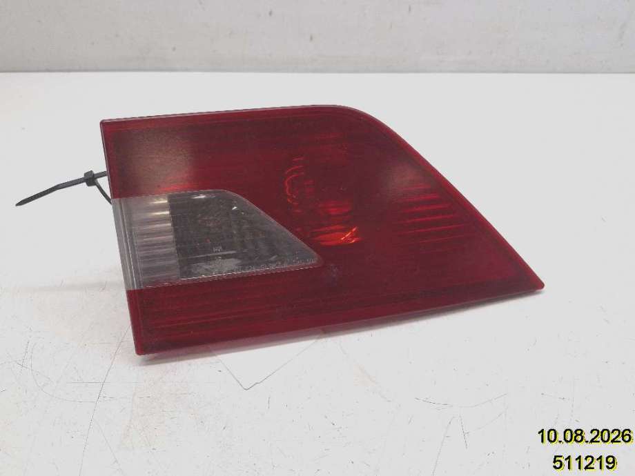 Baklykt høyre indre til BMW X3, 2003-2006 (Fase 1) (E83) (E83) (BMW|6321 3 420 206)