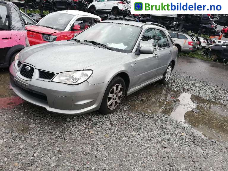 Skjerm venstre foran til Subaru Impreza, 2005-2007 (Type II, Fase 2)  (SUBARU|)