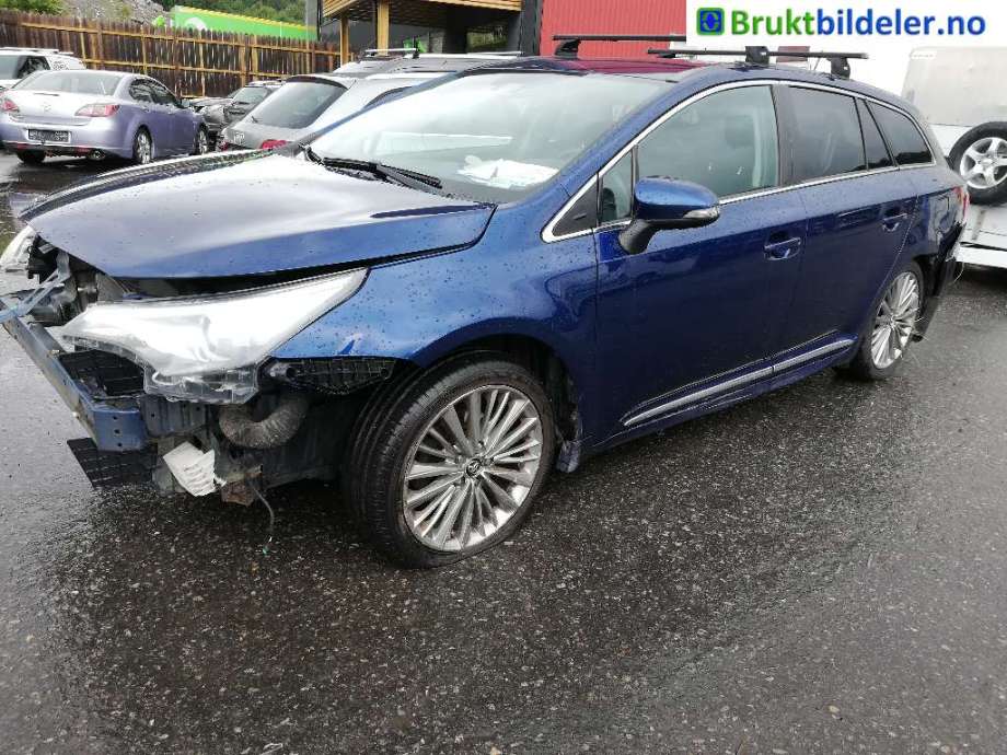 Dør venstre foran til Toyota Avensis, 2015-2019 (Type III, Fase 2)  (TOYOTA|)