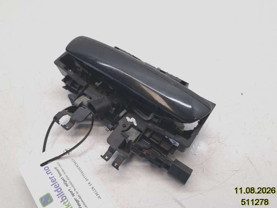 Dørhåndtak utv høyre bak til Audi A8, 2003-2010 (Type II)  (AUDI|4E0 839 886 E)