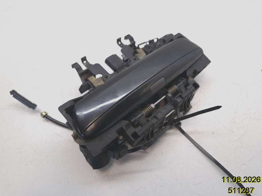 Dørhåndtak utv venstre til Audi A8, 2003-2010 (Type II)  (AUDI|4E0 839 885 E)