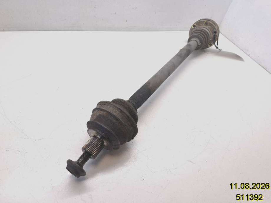 Drivaksel høyre bak til Audi A8 2003-2010 (Type II) (AUDI|4E0 501 203 E|)