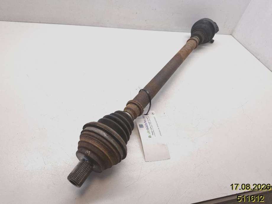 Drivaksel høyre foran til VW Caddy 2004-2010 (Type III, Fase 1) (VOLKSWAGEN|1K0 407 272 CC|)