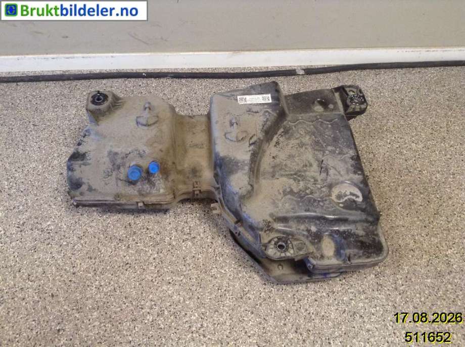 AdBlue tank til VW Tiguan, 2016-2020 (Type II, Fase 1)  (VOLKSWAGEN|5QF 131 877 N)