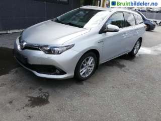 Frontlykt venstre halogen til Toyota Auris, 2015-2019 (Type II, Fase 2)  (TOYOTA|)