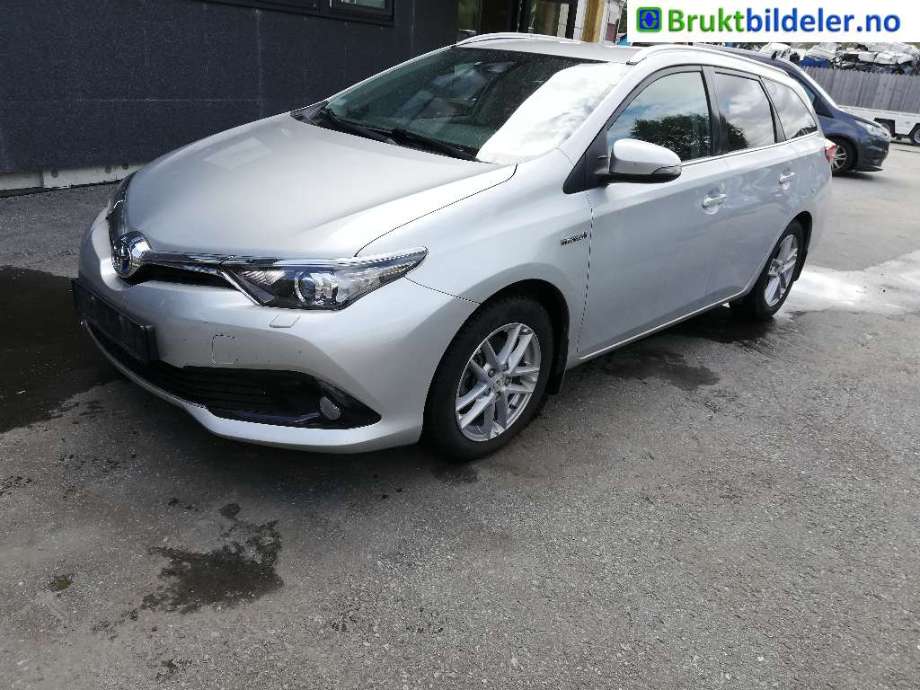 Dør venstre foran til Toyota Auris, 2015-2019 (Type II, Fase 2)  (TOYOTA|)