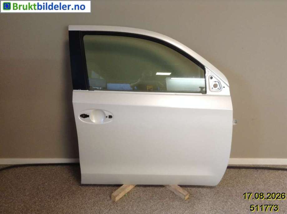 Dør høyre foran til Toyota Urban Cruiser, 2009-2014 (TOYOTA|6700152430)