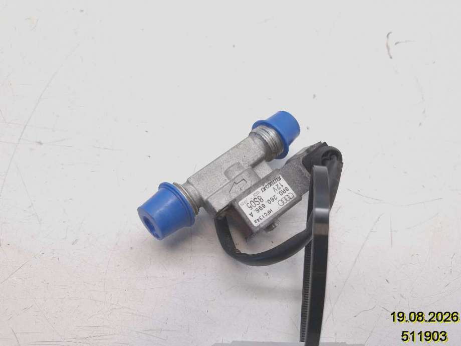 Diverse deler til VW e-Golf 2014-2017 (Fase 1) (VOLKSWAGEN|8R0 260 696 A|)