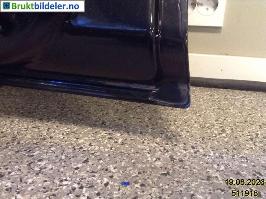 Dør høyre foran til Peugeot 207 2006-2012 (PEUGEOT|9004 X8|)