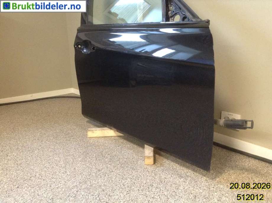 Dør høyre foran til BMW 3-Serie 2012-2018 (F30/F31/F34) (F30/F31/F34) (BMW|41 00 7 298 566||41 00 9 628 764)
