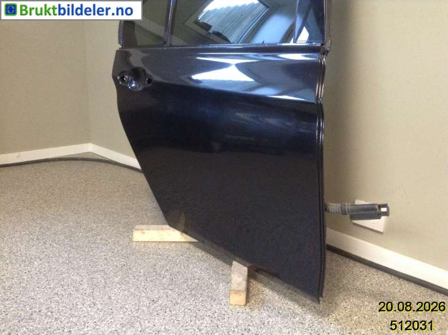 Dør høyre bak til BMW 3-Serie 2012-2018 (F30/F31/F34) (F30/F31/F34) (BMW|41 00 7 298 514||41 00 9 628 762)