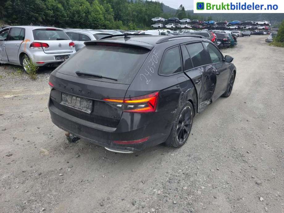 Støtfanger bak til Škoda Superb 2015-->> (Type III) (SKODA|)