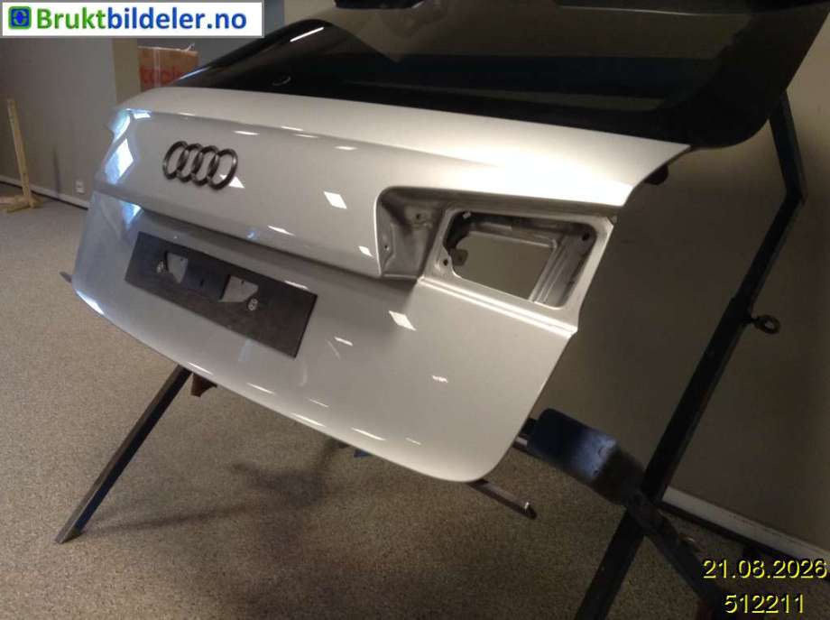 Bakluke til Audi A6 2011-2014 (Type IV, Fase 1) (C7) (C7) (AUDI|4G9 827 025 B|)