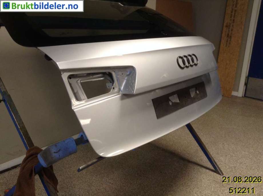 Bakluke til Audi A6 2011-2014 (Type IV, Fase 1) (C7) (C7) (AUDI|4G9 827 025 B|)