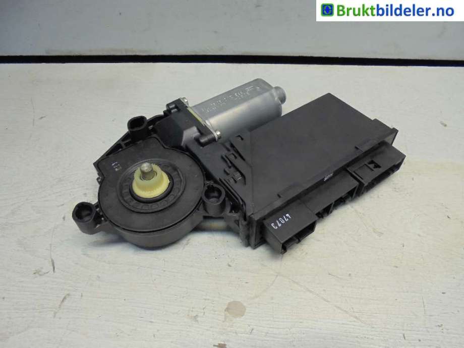 Ruteheis venstre foran til Audi A4 2001-2004 (Type II) (B6) (B6) (AUDI|8E1 959 801 B|105848 101|)