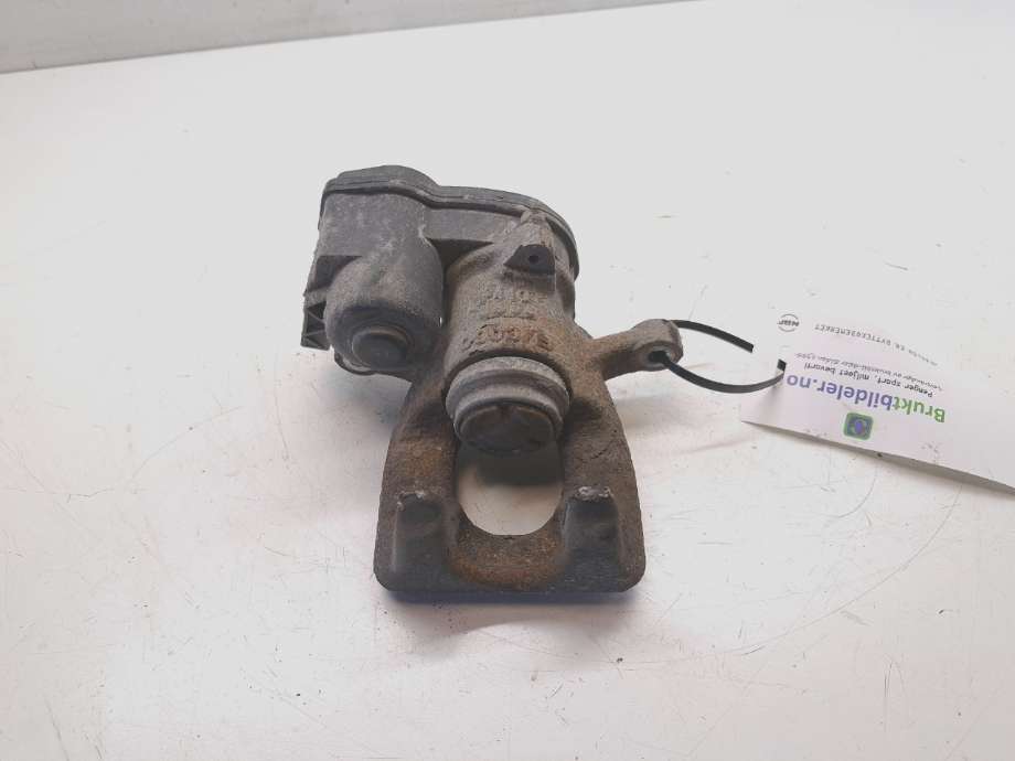 Bremsecaliper høyre bak til Nissan Qashqai, 2014-2021 (Type II) (NISSAN|440014EA0A)