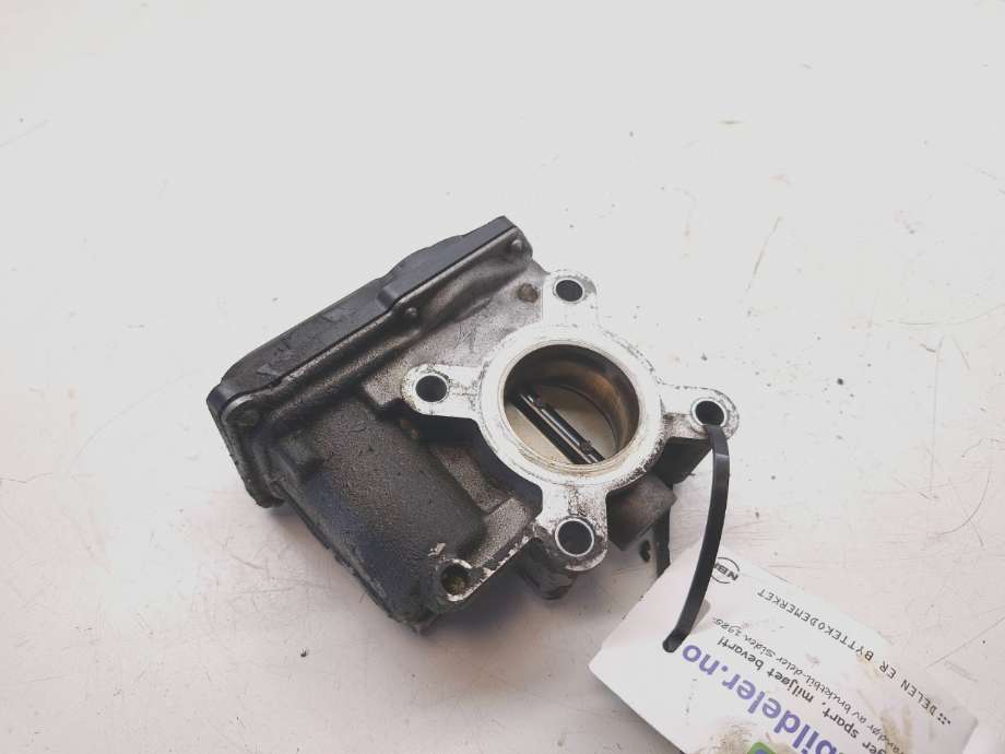 Spjeldhus til Nissan Qashqai 2014-2021 (Type II) (NISSAN|1612000Q0C|H8201171233|161206038R)