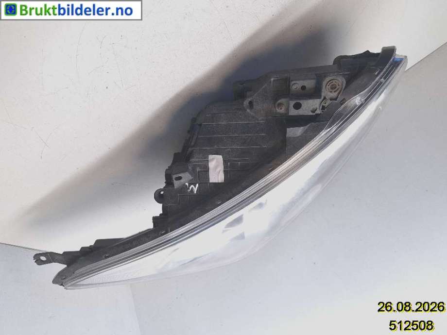 Frontlykt høyre xenon til Hyundai i40 2012-2017 (HYUNDAI|921023Z030|)