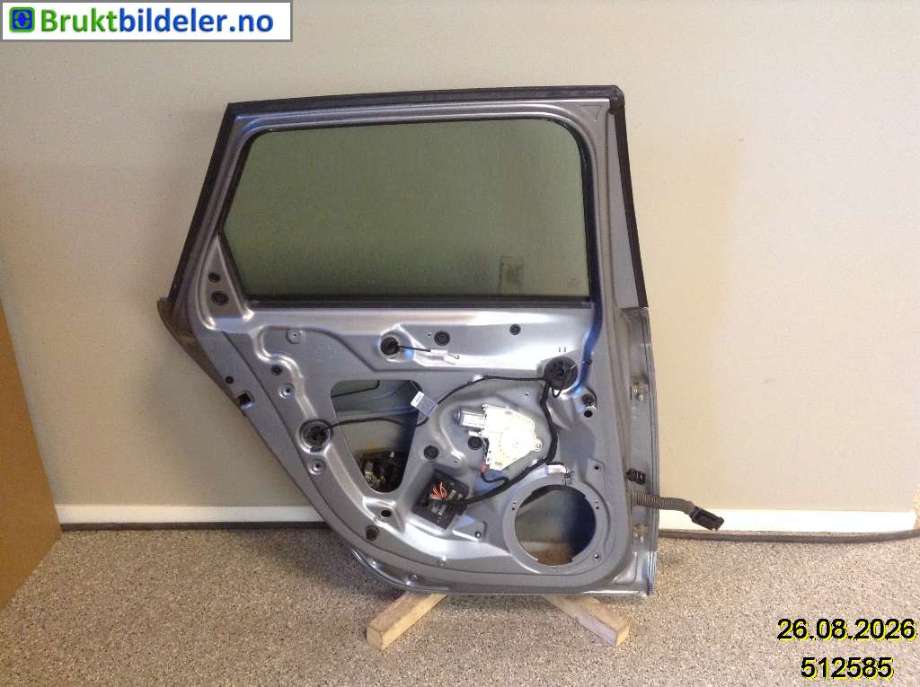 Dør venstre bak til Audi A4 2007-2014 (Type IV) (B8) (B8) (AUDI|8K9 833 051 D|)