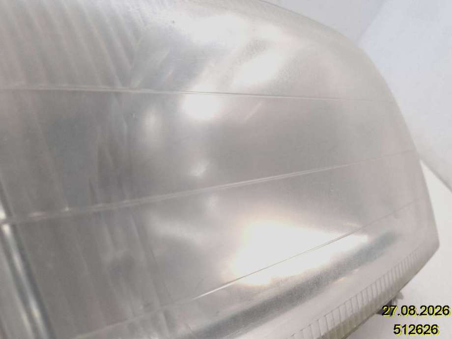 Frontlykt høyre halogen til Subaru Forester 1997-2002 (Type I)  (SUBARU|84001FC300|)