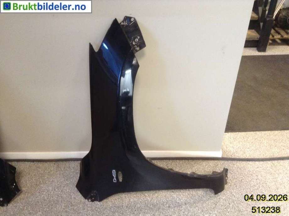 Skjerm høyre foran til Toyota RAV4, 2006-2009 (Type III, Fase 1)  (TOYOTA|5381142210)