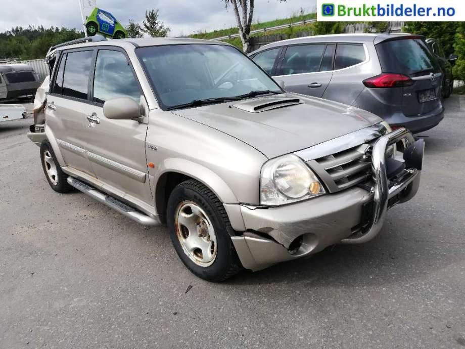 Dør høyre foran til Suzuki Grand Vitara, 1998-2005 (Type II)  
