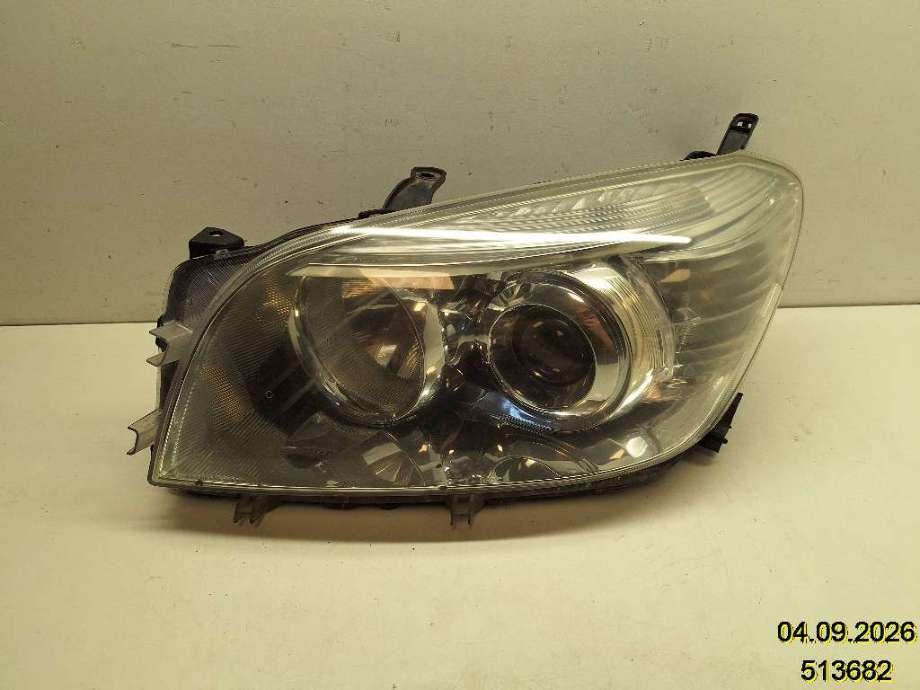 Frontlykt venstre halogen til Toyota RAV4, 2006-2009 (Type III, Fase 1)  (TOYOTA|8117042311)