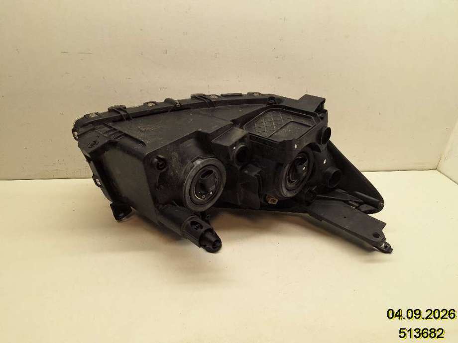 Frontlykt venstre halogen til Toyota RAV4 2006-2009 (Type III, Fase 1)  (TOYOTA|8117042311|)