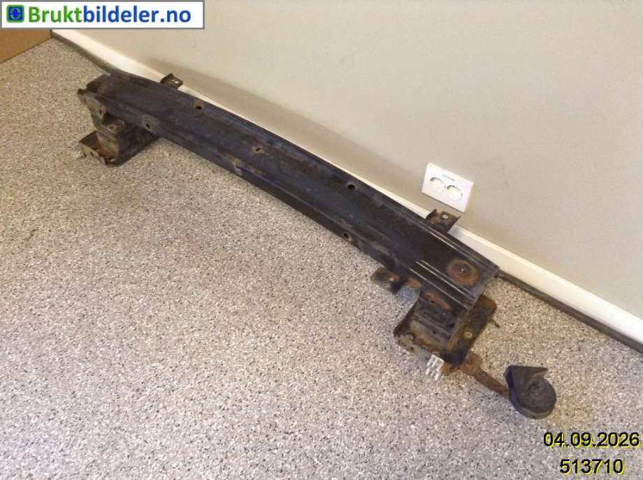 Støtfangerforsterkning foran til Ford Fiesta, 2013-2017 (Type VI, Fase 2) (C1BB-17K876-AE)