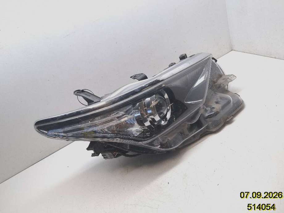 Frontlykt høyre halogen til Toyota Auris 2015-2019 (Type II, Fase 2) (TOYOTA|8111002K30|90070909|)