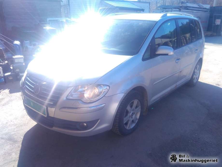 VW Touran 2007-2010 (Type I, Fase 2) , Motorkode: BLS, Girkassekode: JYK
