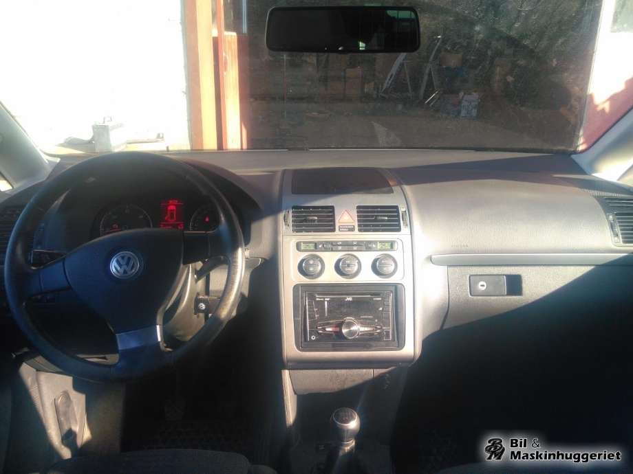 VW Touran 2007-2010 (Type I, Fase 2) , Motorkode: BLS, Girkassekode: JYK