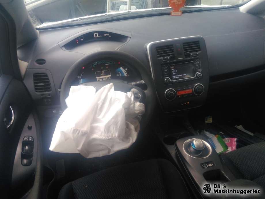 Nissan Leaf 2011-2017 (Type I) , Motorkode: EM57, Girkassekode: 